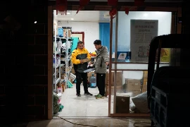 问人要账要不上咋办？这可是不少人在生活中会遇到的问题。有时候，钱借出去了，可对方就是不给，让人头疼不已。今天，我就来和大家聊聊这个问题，看看遇到这种情况，我们该怎么办。