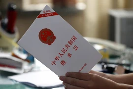 邓超恶棍天使要账:娱乐圈的债务风波 邓超恶棍天使要账:娱乐圈的债务风波